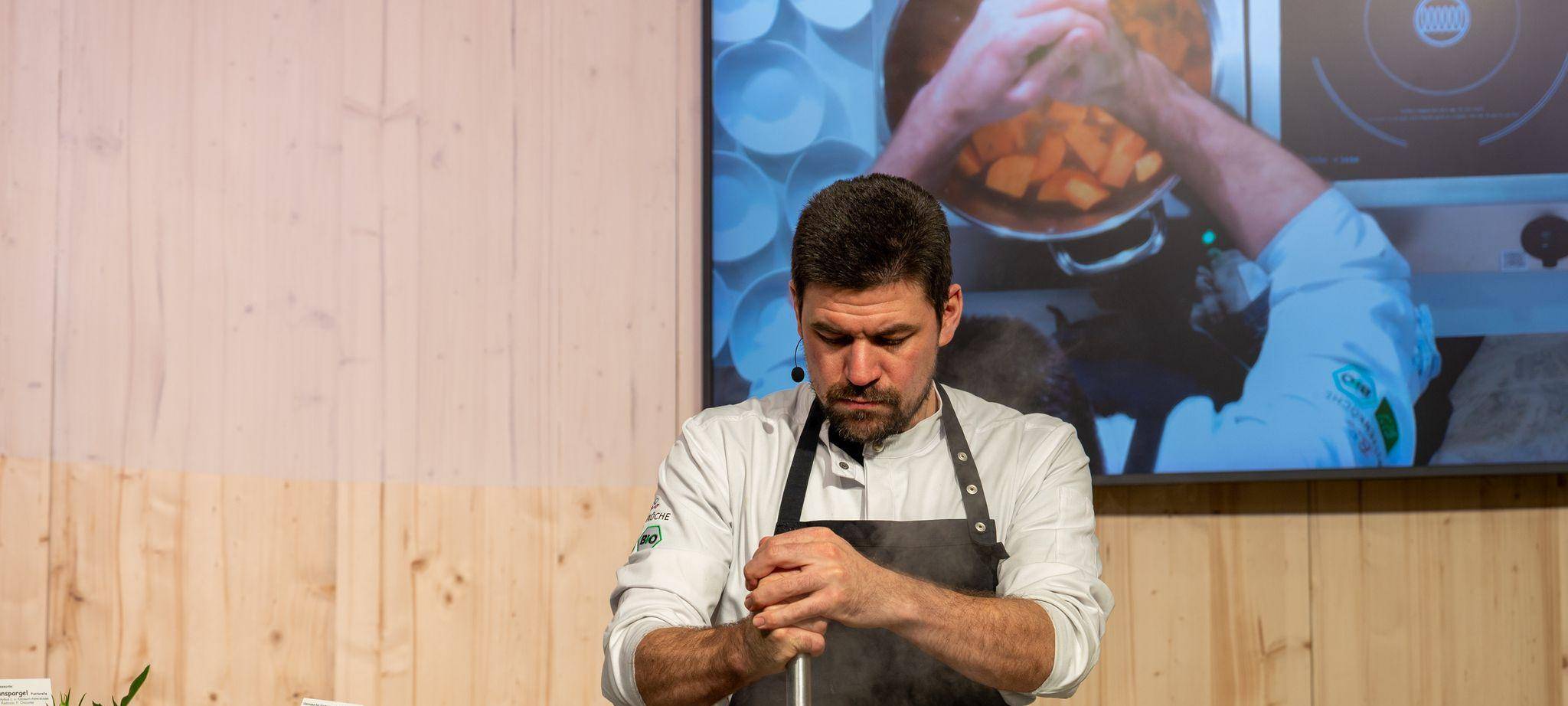 Bio-Spitzenkoch Sebastian Junge auf der Grünen Woche