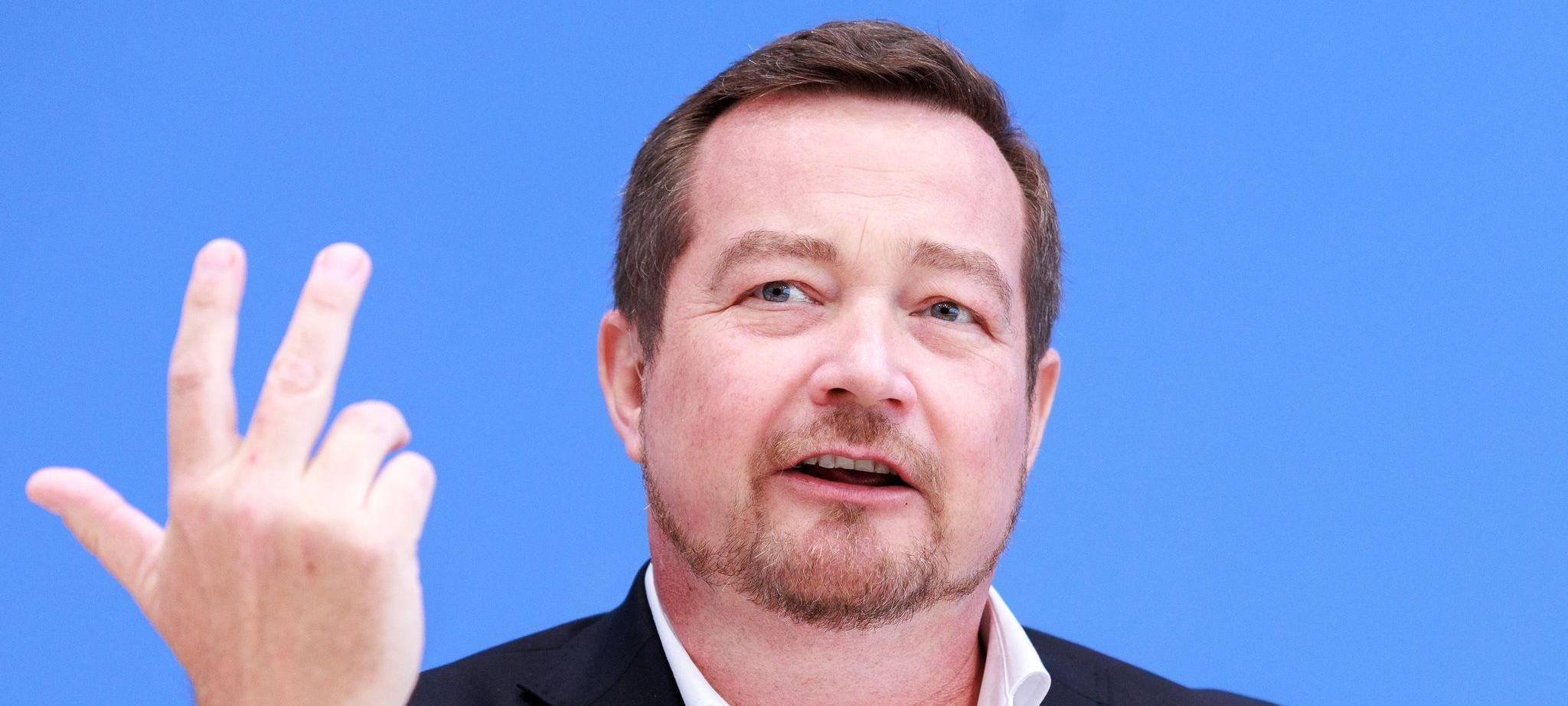 Taser für die Polizei - Uli Grötsch