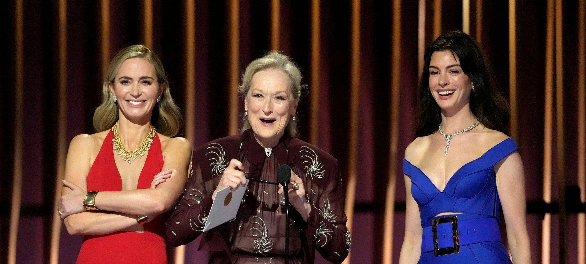 Emily Blunt (l-r), Meryl Streep und Anne Hathaway