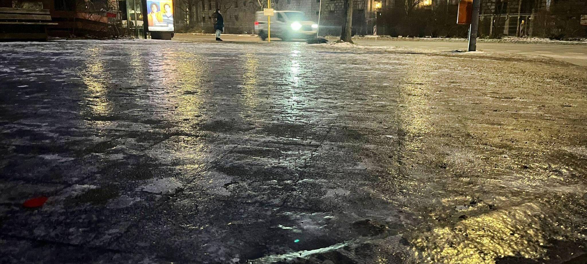 Glätte und Warnstreik in Berlin