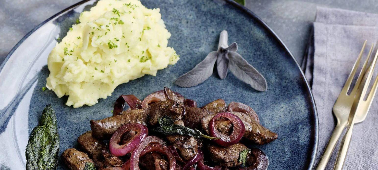 Kalbsleber mit Balsamico-Zwiebeln