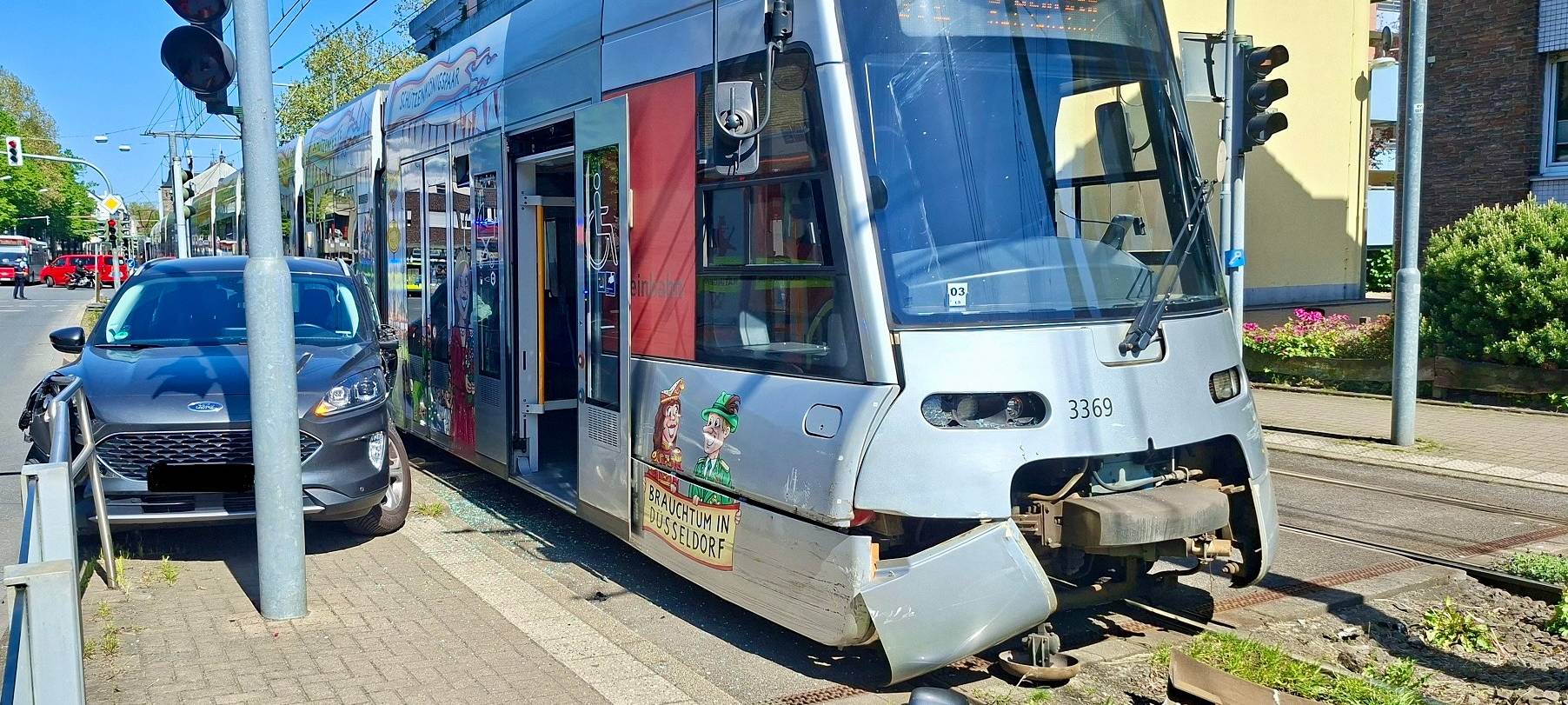 Straßenbahn-Unfall in Ratingen