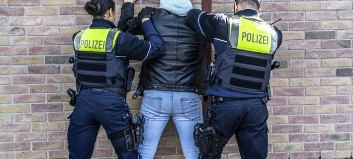 Symbolbild: Festnahme durch die Polizei