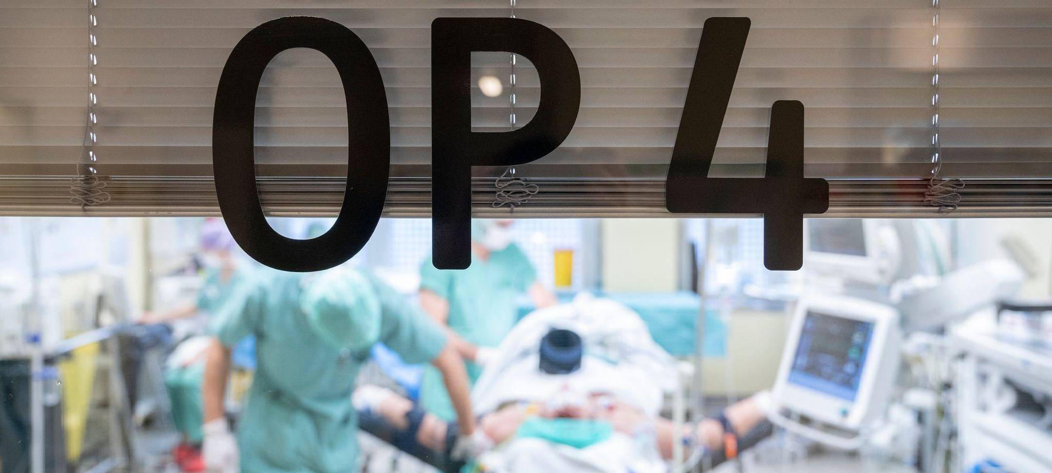 Operation im Krankenhaus