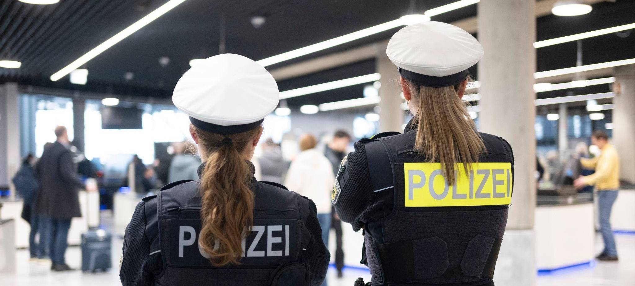 Sicherheitskontrolle am Stuttgarter Flughafen