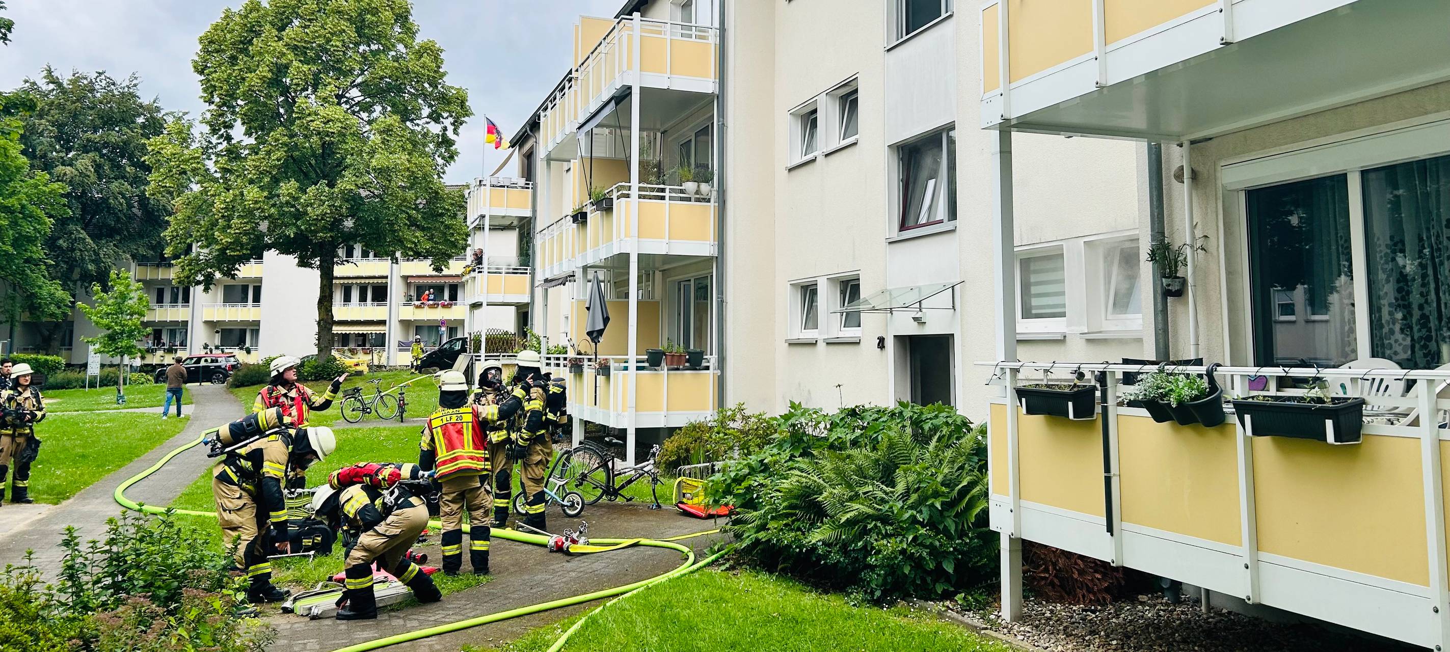 Haan: Haus an Diekermühlenstraße brennt