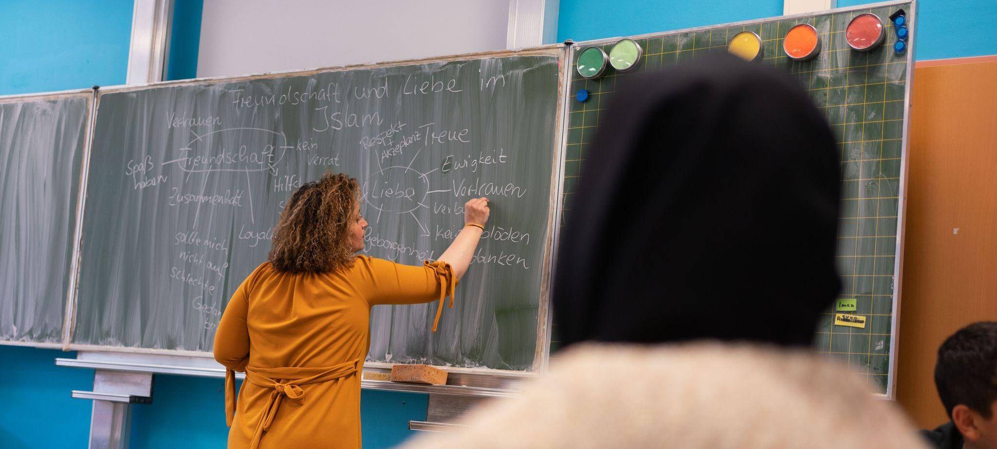 Nur wenige Muslime besuchen Islam-Unterricht in der Schule