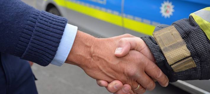 Symbolbild Feuerwehr und Polizei