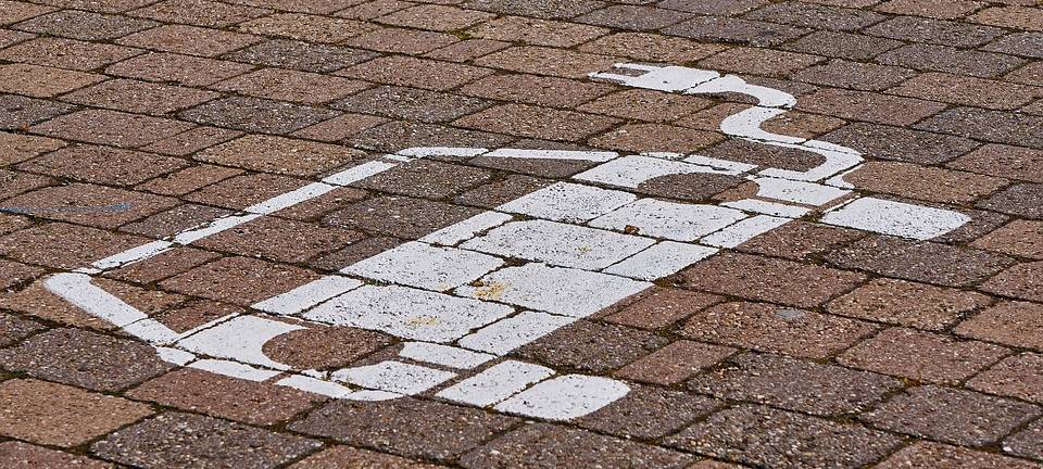 Kupferdiebe an E-Ladesäulen