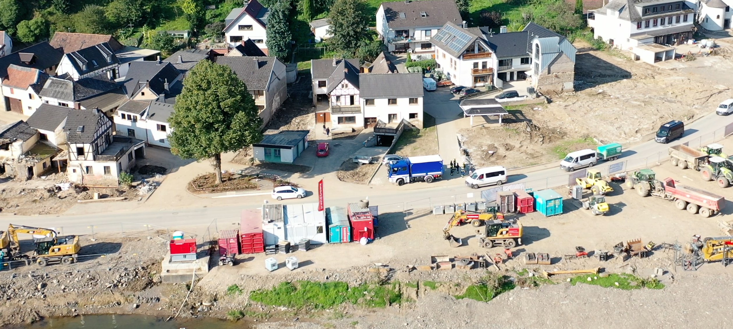 Hochwasser Eifel - Helfer dringend gesucht