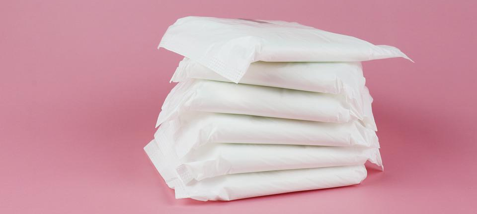 Kostenlose Menstruationsartikel auf dem Prüfstand