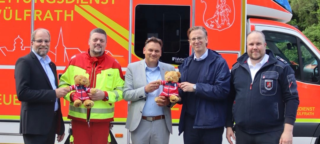 100 Teddybären für Wülfraths Rettungsdienste