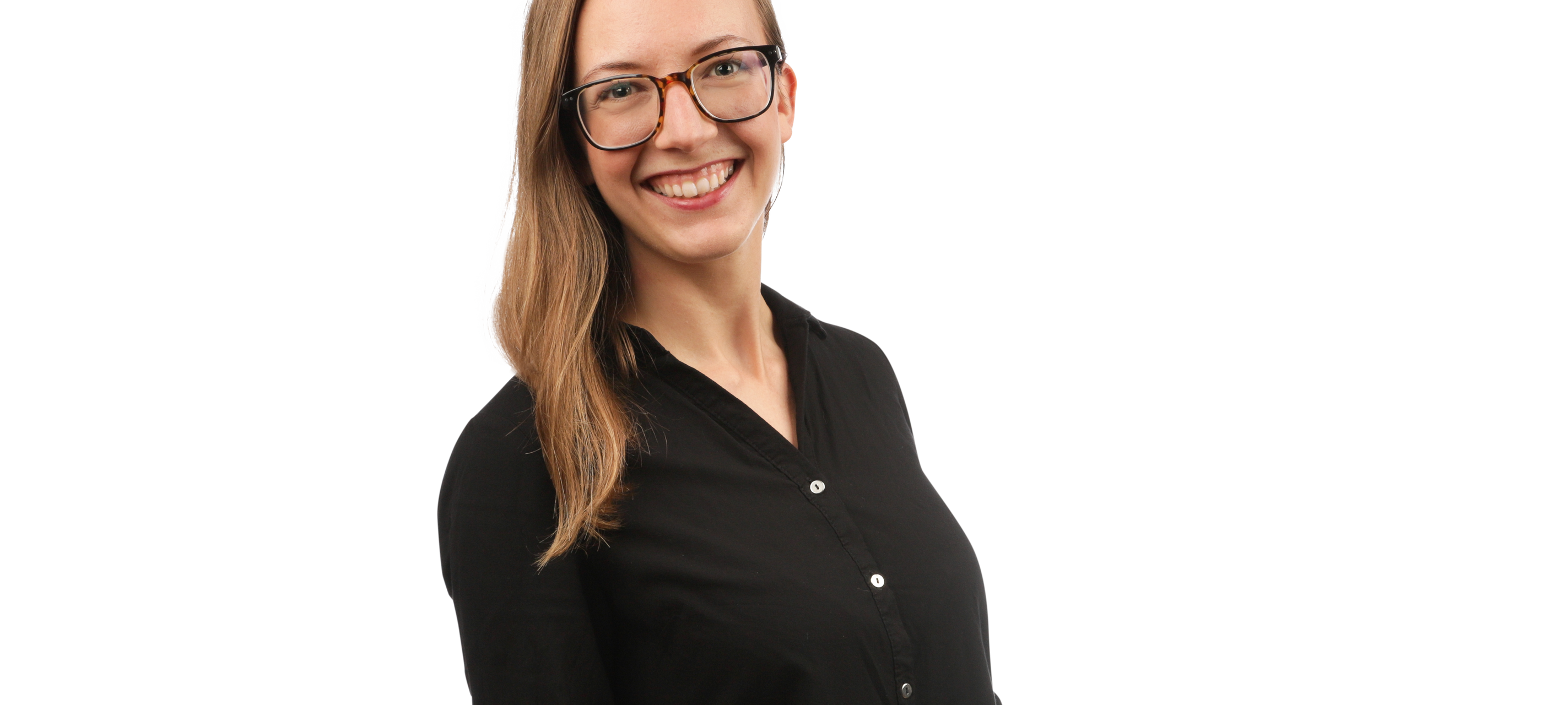 Jasmin Ashauer ist Reporterin und moderiert am Nachmittag