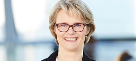 Heiligenhaus: Ministerin diskutiert mit Schülern